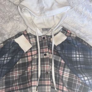 Adika cropped flannel